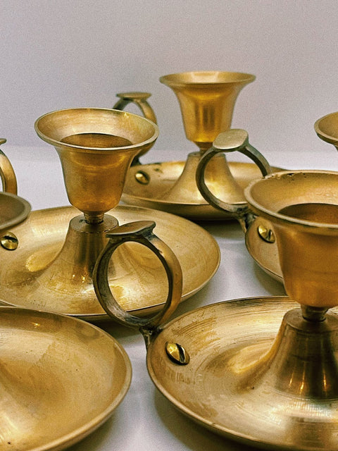 Dastaangoi, Candle Holder
