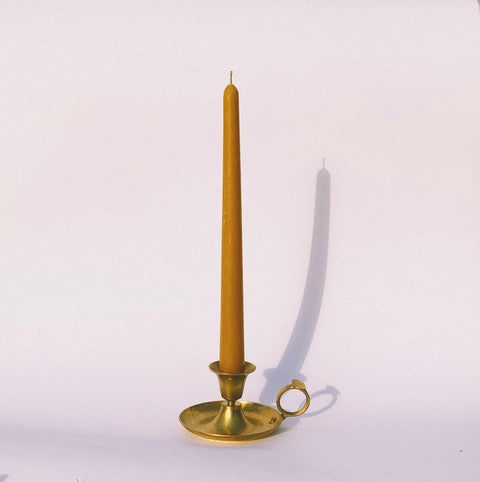 Dastaangoi, Candle Holder